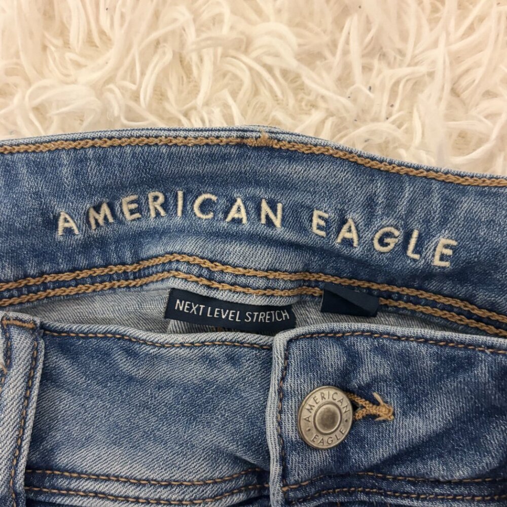 American Eagle Next Level Stretch Flare Jeans 6 Short Medium Wash - Picture 3 of 4